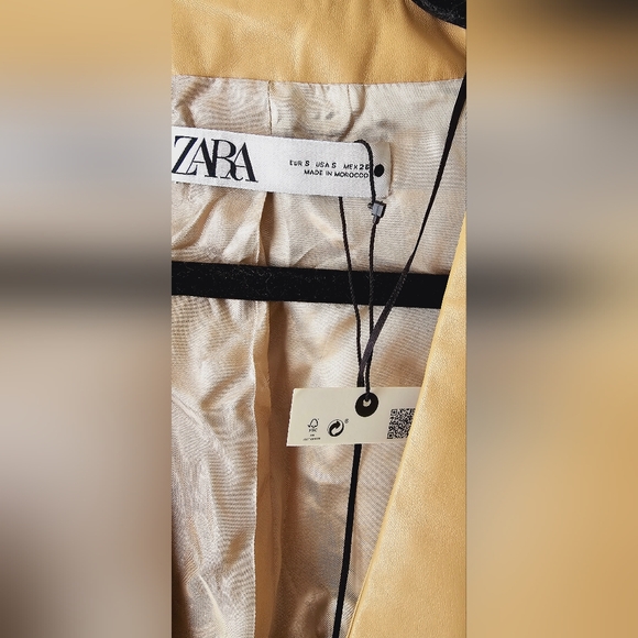 Shorts and vest faux leather - Picture 3 of 5